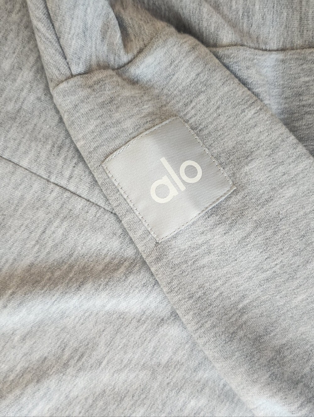 ALO Yoga Grey Tie-Front Cropped Sweatshirt - Picture 4 of 5